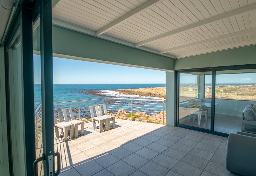 4 Bedroom Property for Sale in Sunny Seas Estate Western Cape